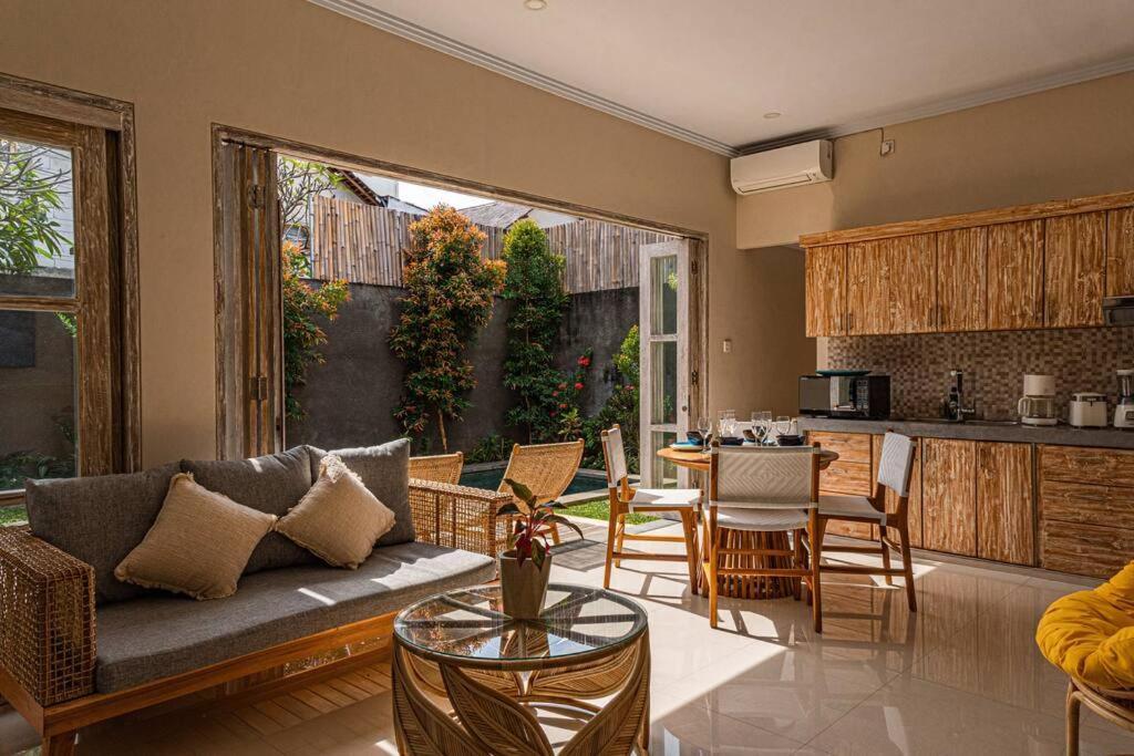 Beautiful Private 2Bed Villa 5 Mins To Finns Beach Canggu  Ngoại thất bức ảnh